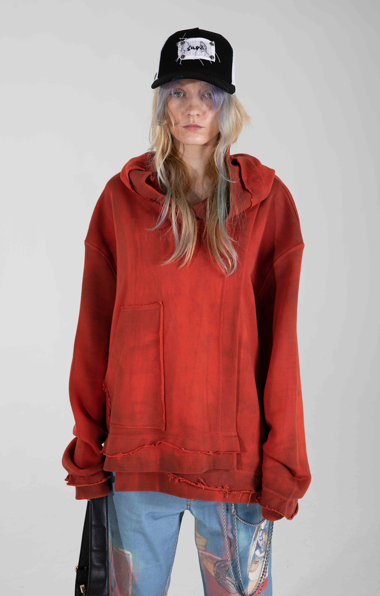 SURYASTA SWEATSHIRT
